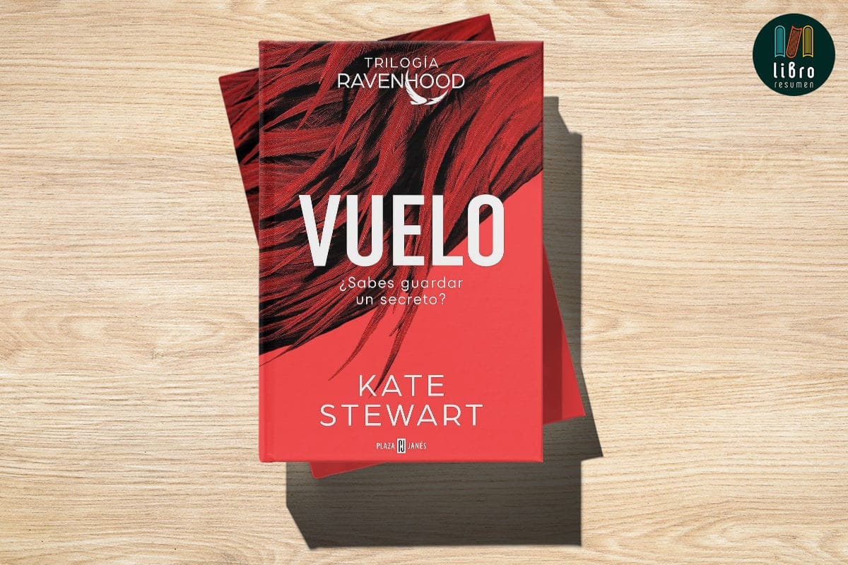 Vuelo (Trilogía Ravenhood 1) de Kate Stewart
